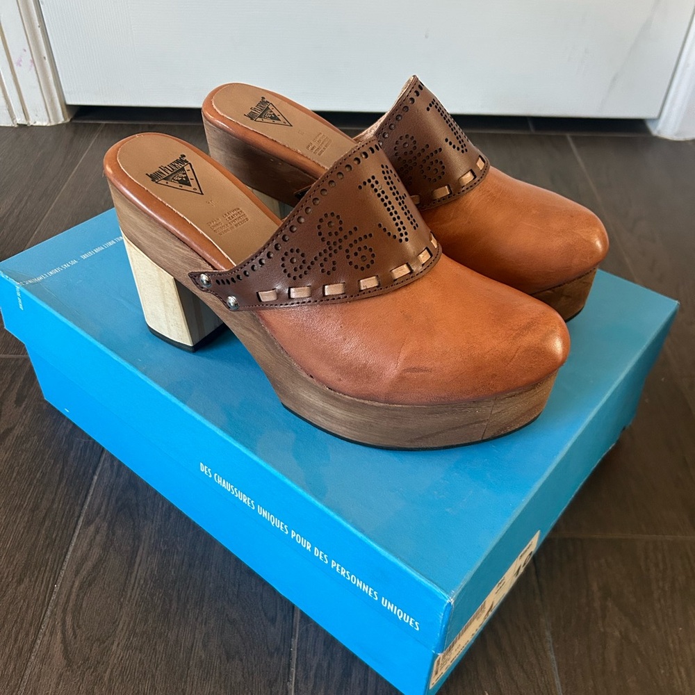 John Fluevog Commune San Jose Brogued Platfom Clogs